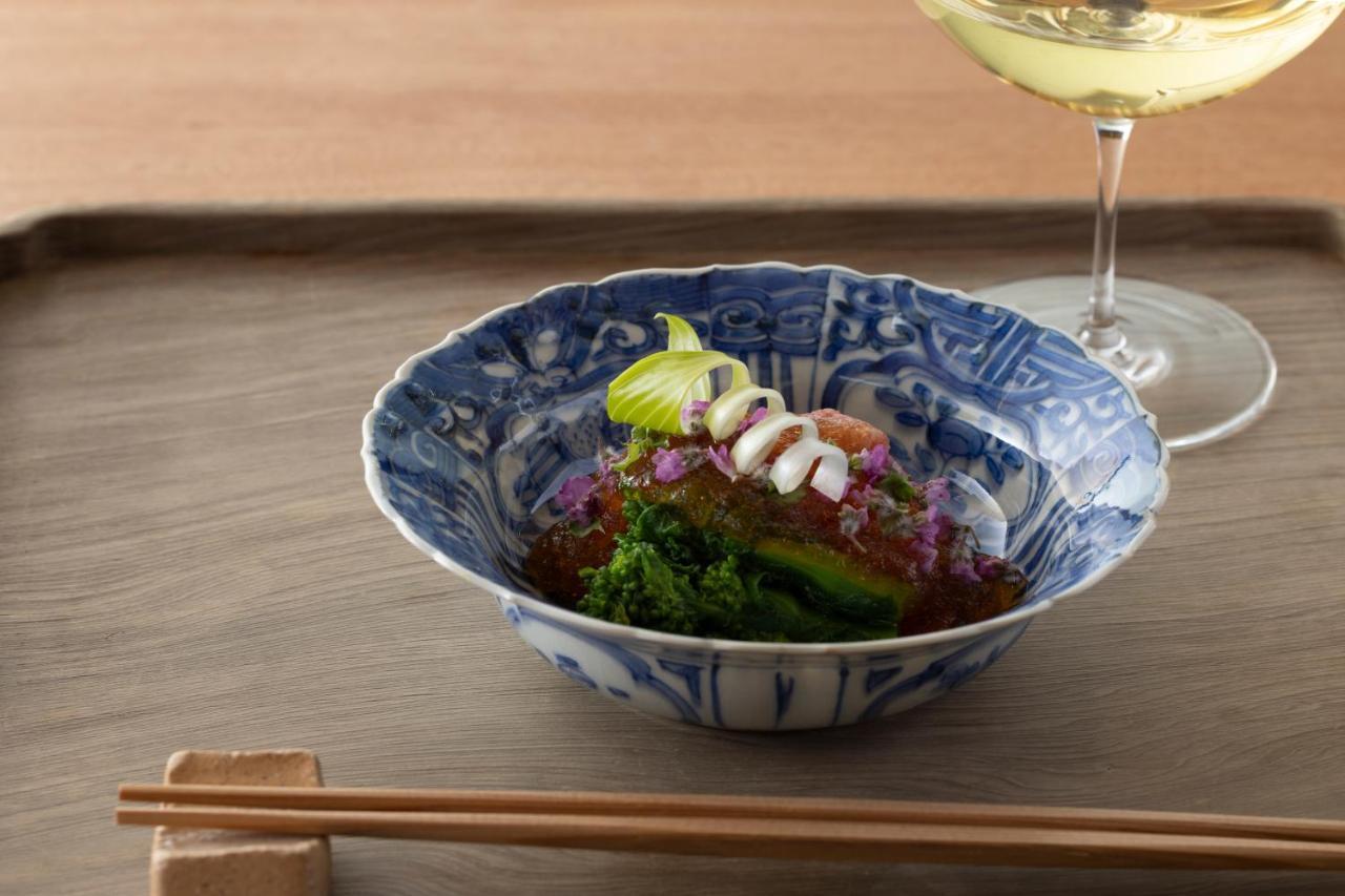 帝国ホテル東京 東京都 エクステリア 写真 A dish at the restaurant