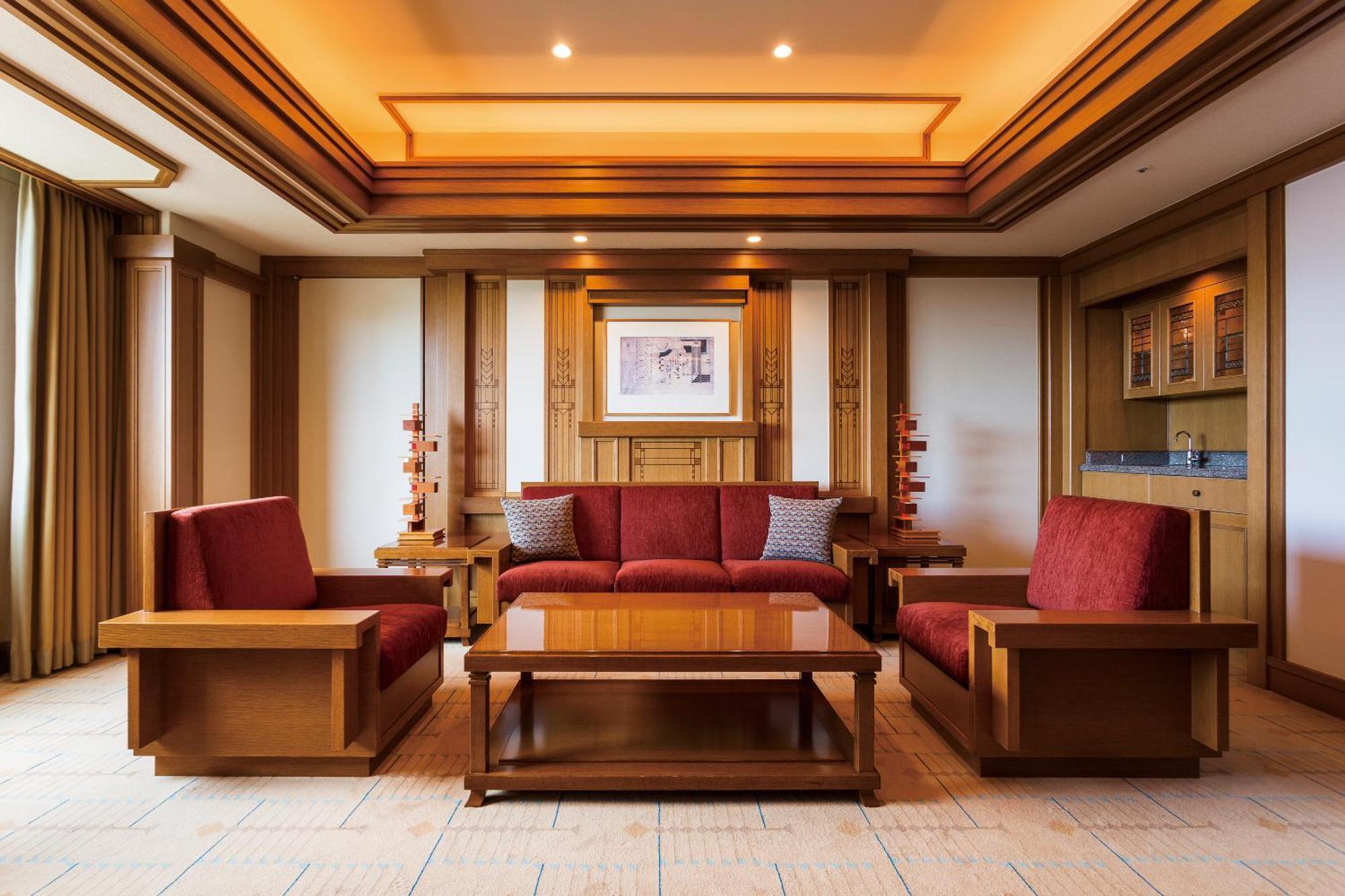 帝国ホテル東京 東京都 エクステリア 写真 The interior of a suite on board the Queen Mary 2